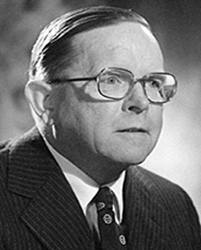 Sir John Charnley2.jpg Sir John Charnley2